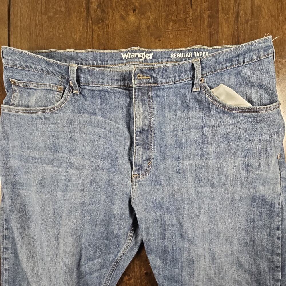 Mens 42x30 Regular Taper Jeans Stretch Denim Blue by Wrangler